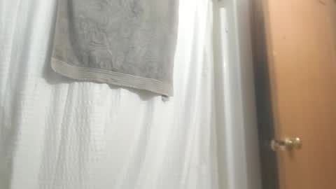 Snapshot of donaldblades04 chatting on 03.28.26 donaldblades04 online show from 03.28.26