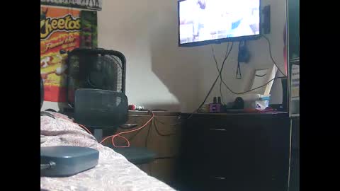 Snapshot of donaldk21 chatting on 12.01.25 HBYAM online show from 12.01.25