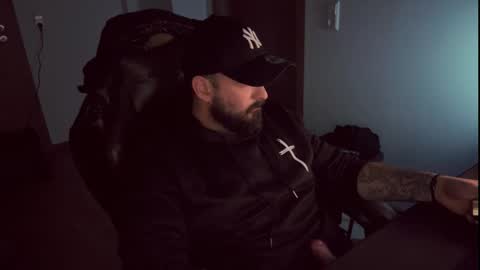 Snapshot of donchriiis chatting on 02.10.26 donchriiis online show from 02.10.26