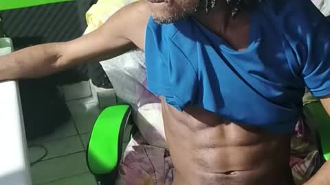 Snapshot of dondiego5511 chatting on 05.15.26 dondiego5511 online show from 05.15.26