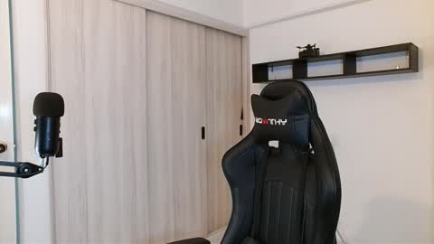 Victor online show from 10.03.25