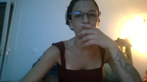 Snapshot of donna_cira chatting on 06.12.26 donna_cira online show from 06.12.26