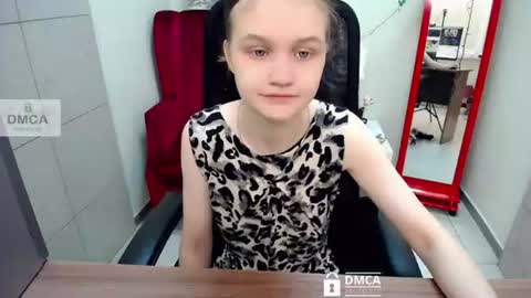 Snapshot of donnasia chatting on 06.11.26 Sia online show from 06.11.26