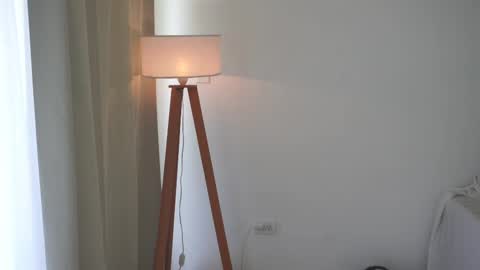 Donatella online show from 11.03.25