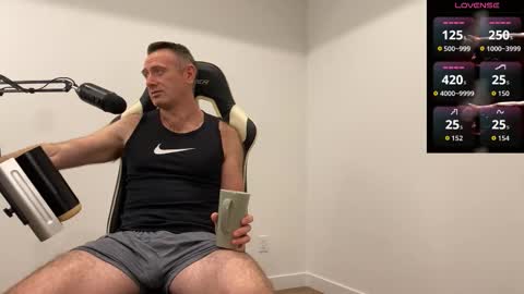 Snapshot of donnybasilisk chatting on 01.17.26 Donny online show from 01.17.26