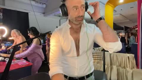 Snapshot of donnybasilisk chatting on 02.07.26 Donny online show from 02.07.26