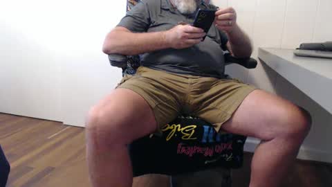 Snapshot of dontbringyourdramahere chatting on 01.14.25 G online show from 01.14.25