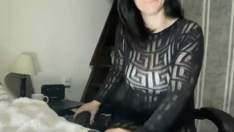Snapshot of dontcallmeangel_ chatting on 06.23.26 Iara online show from 06.23.26