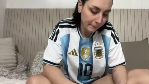 Snapshot of dontcallmeangel_ chatting on 07.19.26 Iara online show from 07.19.26