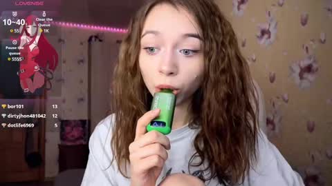 Snapshot of dontoke_ chatting on 02.11.25 Nicole online show from 02.11.25