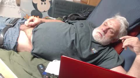 Snapshot of doouugcumming chatting on 07.24.26 cummingdoouug online show from 07.24.26