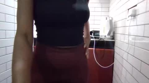 dora05191 online show from 09.09.25