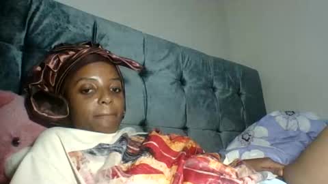 dora05191 online show from 09.13.25