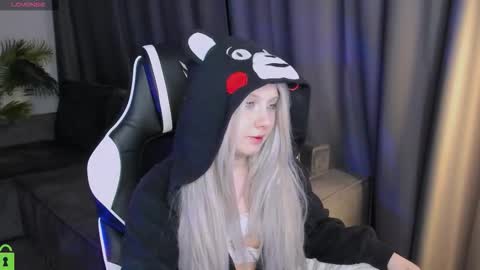 Snapshot of dora_fraz chatting on 03.28.26 dora online show from 03.28.26