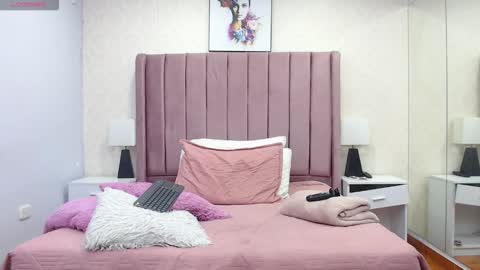 Anny online show from 03.24.26