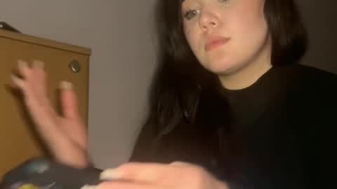 Doriana  online show from 11.04.25