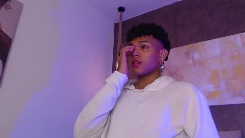 Snapshot of dorian_grey7 chatting on 12.03.24 jaden online show from 12.03.24