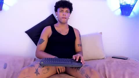 Snapshot of dorian_grey7 chatting on 12.20.24 jaden online show from 12.20.24