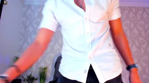 Snapshot of dorian_mystery chatting on 01.30.25 dorian_mystery online show from 01.30.25