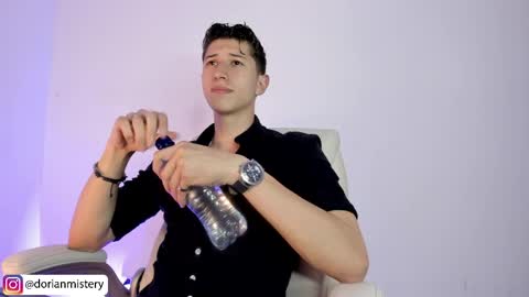 dorian_mystery online show from 04.14.26