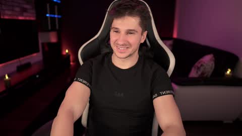 Dorian Reyes online show from 01.24.25