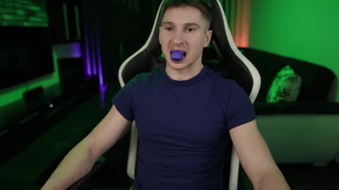 Dorian Reyes online show from 02.14.25