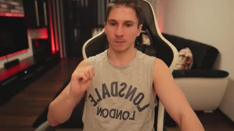 Dorian Reyes online show from 02.04.26