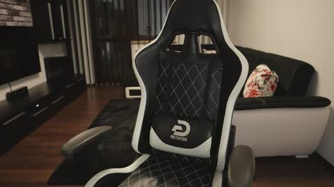 Dorian Reyes online show from 04.05.26