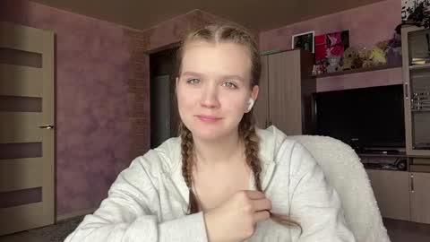 Snapshot of dorotameow chatting on 04.26.26 Dorota online show from 04.26.26
