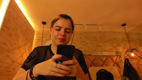  DOROTHY online show from 02.28.25