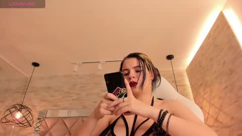  DOROTHY online show from 03.11.25