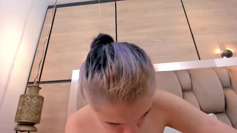  DOROTHY online show from 03.05.26