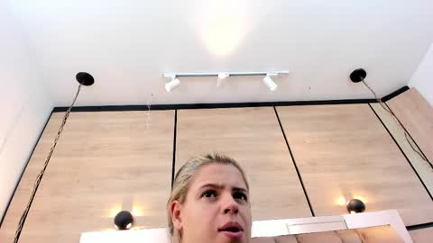  DOROTHY online show from 04.06.26