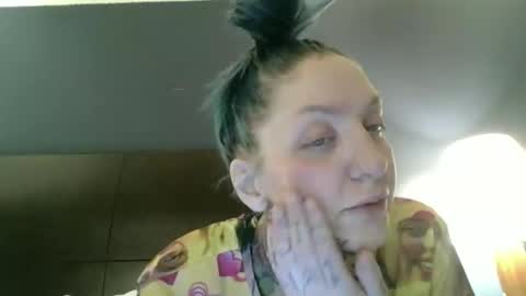 Snapshot of dosedgirl chatting on 12.25.24 dosedgirl online show from 12.25.24