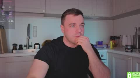 Snapshot of dosilasa chatting on 04.18.26 Sasha online show from 04.18.26