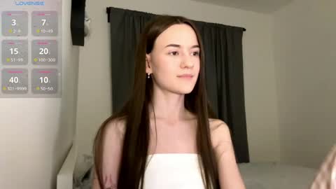 Alice and Mark online show from 04.10.26