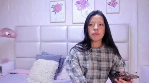 Snapshot of double_temptatiion_ chatting on 03.31.26 Vall Lufan online show from 03.31.26