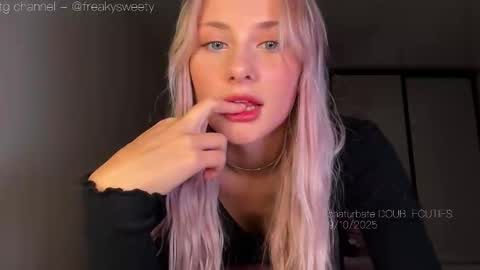 Lana  Eva  dont forget to give us a thumb up online show from 10.09.25