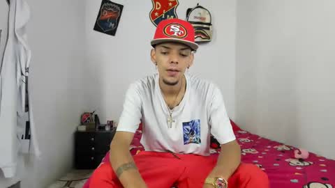 Snapshot of douglas_gallegos chatting on 01.20.25 douglas_gallegos online show from 01.20.25