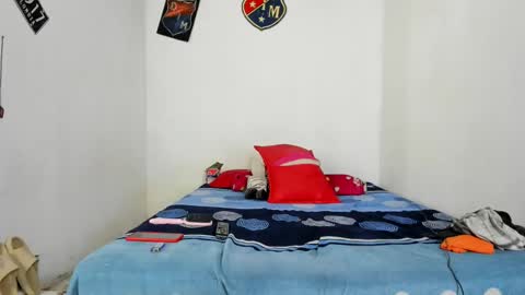 Snapshot of douglas_gallegos chatting on 01.31.25 douglas_gallegos online show from 01.31.25