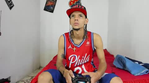 Snapshot of douglas_gallegos chatting on 02.08.25 douglas_gallegos online show from 02.08.25