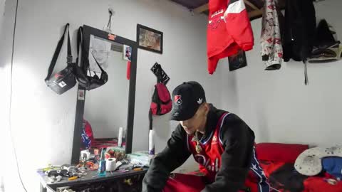Snapshot of douglas_gallegos chatting on 04.26.26 douglas_gallegos online show from 04.26.26