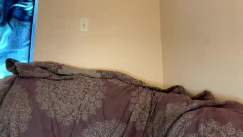 dove_love22 online show from 10.28.25