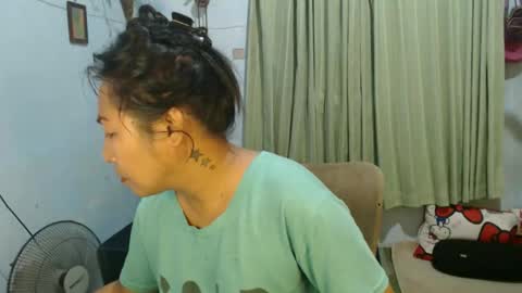 doyouwantme143 online show from 10.02.25