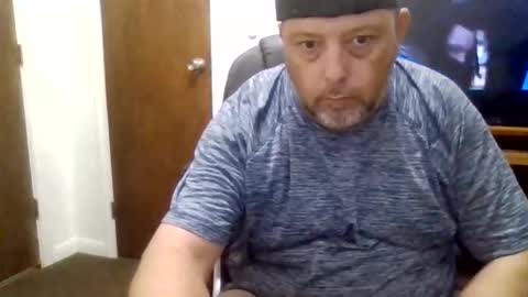 Snapshot of dr553335 chatting on 11.14.25 Drew4ulady online show from 11.14.25