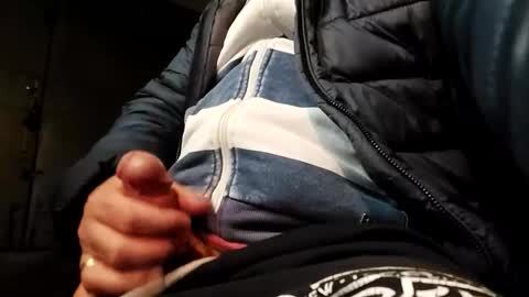 Snapshot of dr_house1 chatting on 11.03.25 dr_house1 online show from 11.03.25