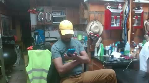 Dr  Simon online show from 02.04.25