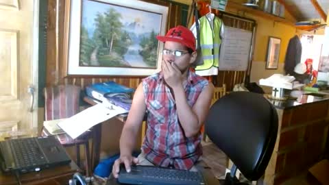 Snapshot of dr_simon84 chatting on 07.18.26 Dr Simon online show from 07.18.26
