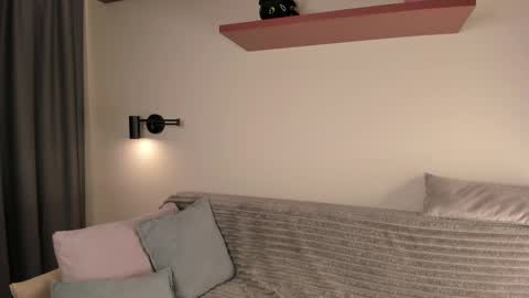 Snapshot of dr_your_dream chatting on 02.21.25 Mervin  online show from 02.21.25