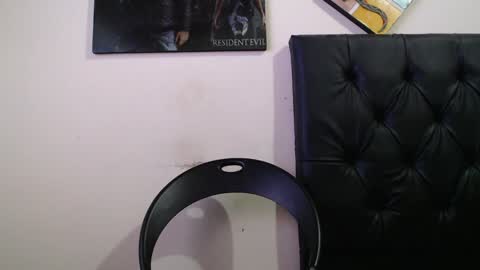 draco_boy2000 online show from 02.26.25